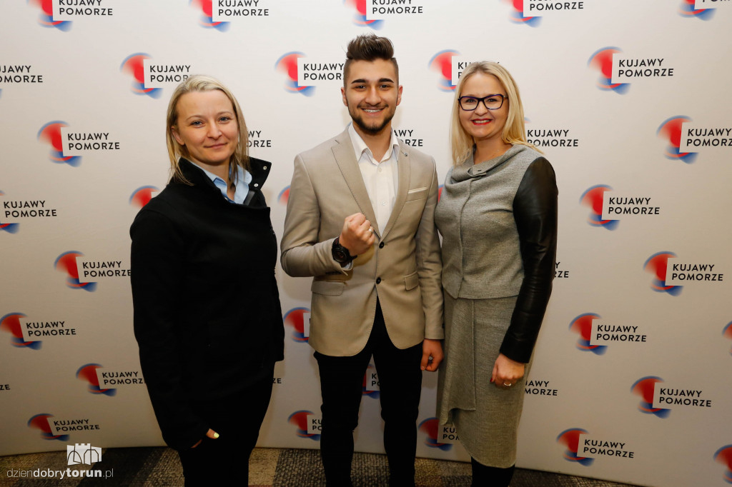 Marszałek nagrodził sportowców