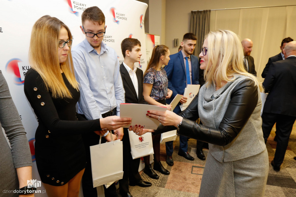 Marszałek nagrodził sportowców