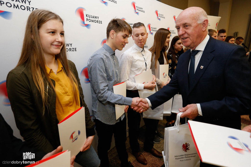 Marszałek nagrodził sportowców