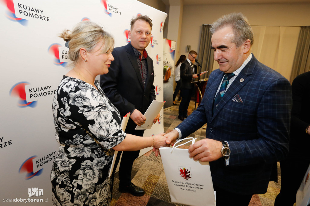 Marszałek nagrodził sportowców