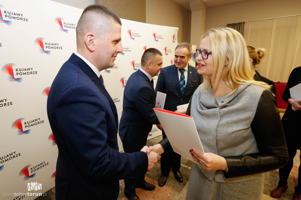 Marszałek nagrodził sportowców
