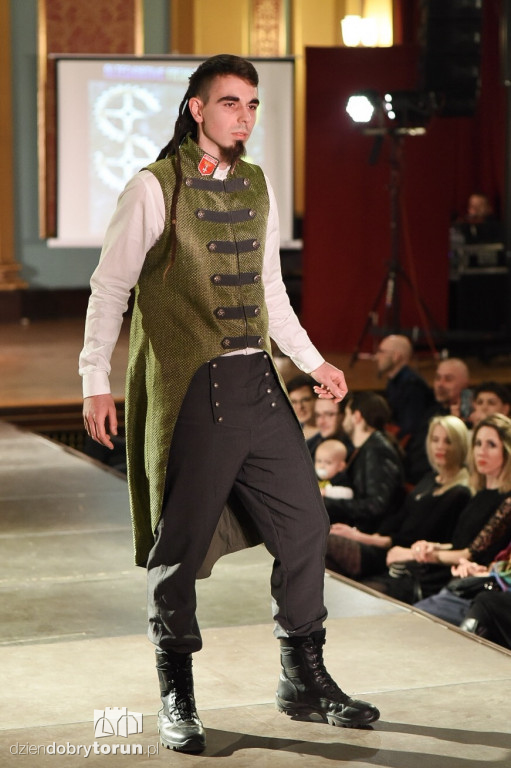 Alternative Fashion Show w Dworze Artusa
