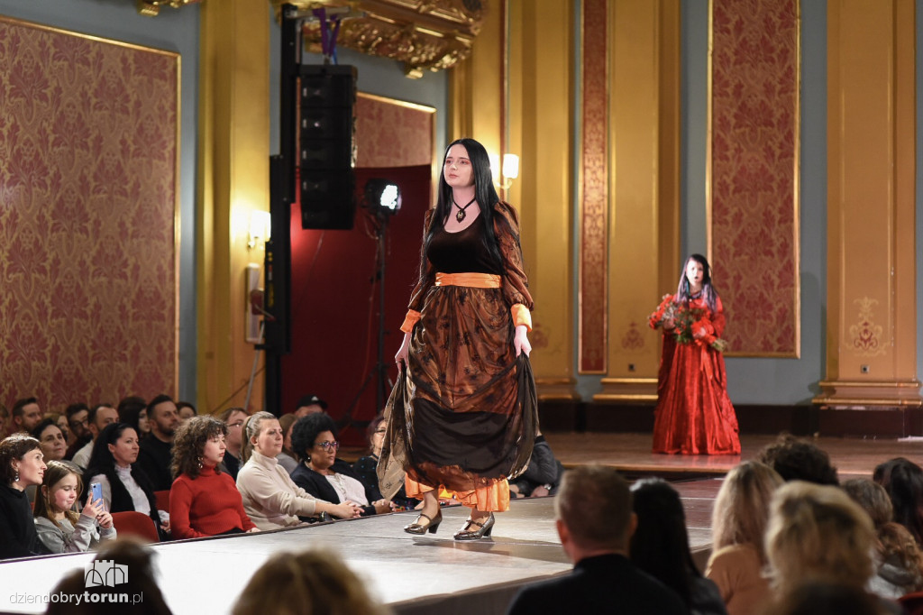 Alternative Fashion Show w Dworze Artusa