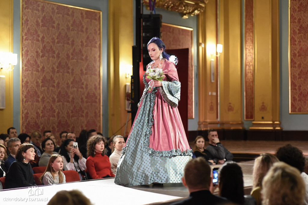Alternative Fashion Show w Dworze Artusa