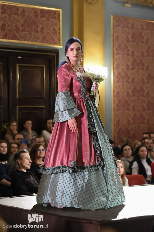 Alternative Fashion Show w Dworze Artusa