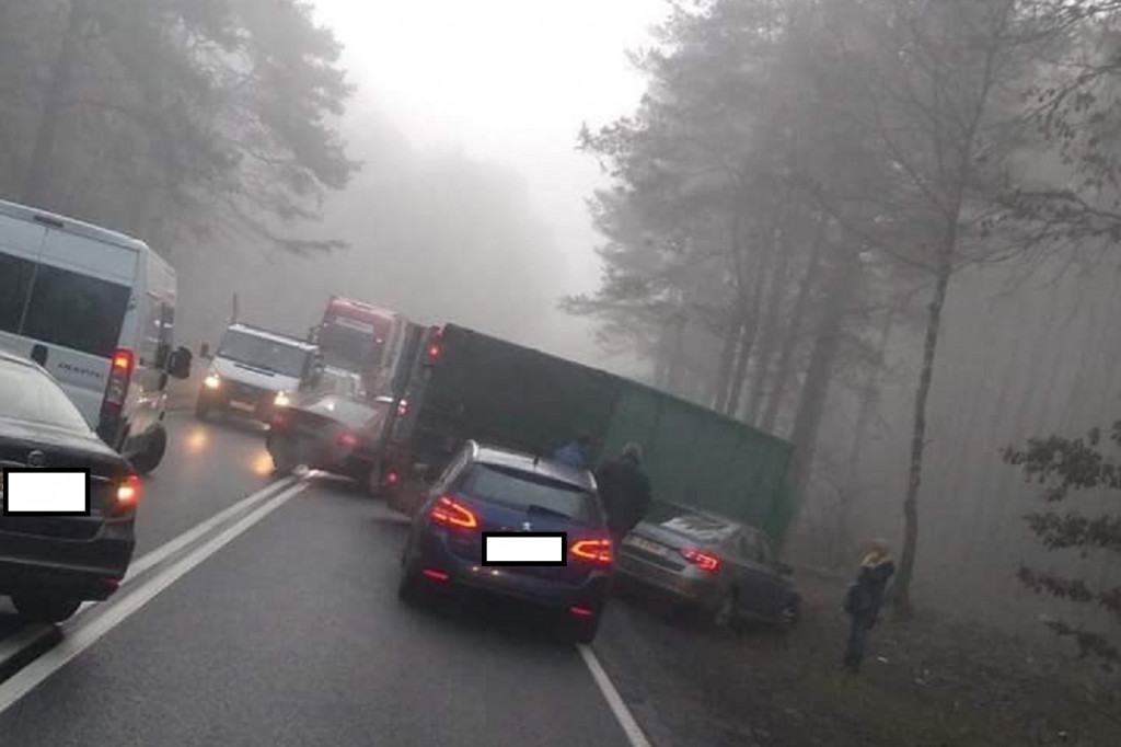 Kolejny karambol na DK10
