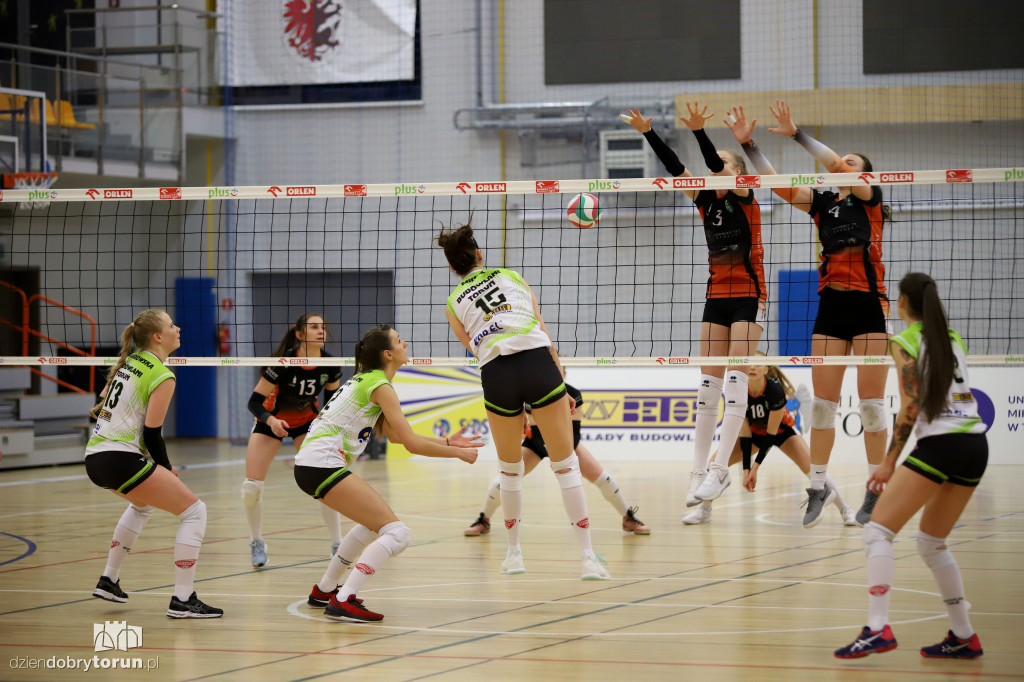 Budowlani Toruń 1:3 UNI Opole