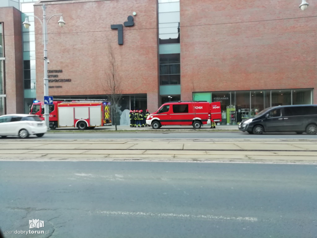 Akcja strażaków w budynku CSW
