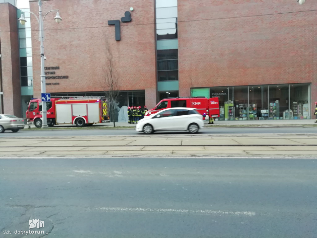 Akcja strażaków w budynku CSW