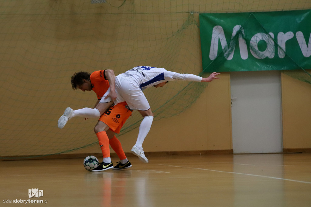 FC Toruń 2 : 0 AZS UG Gdańsk