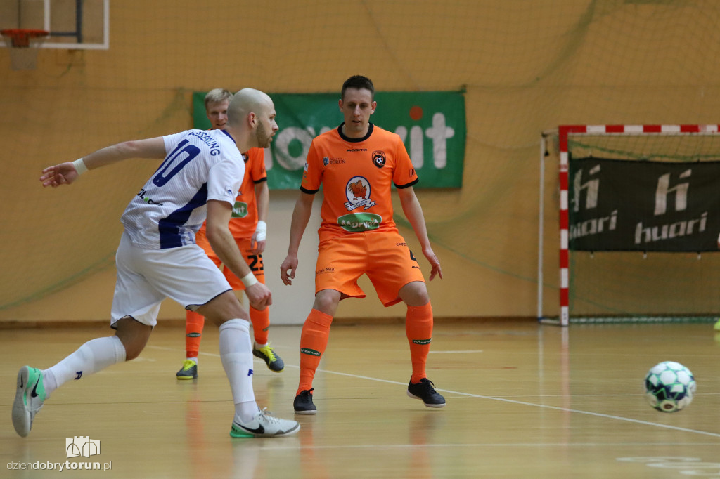 FC Toruń 2 : 0 AZS UG Gdańsk