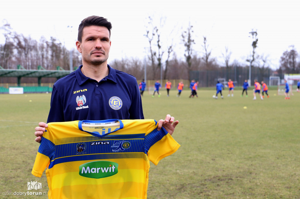 Nowy zawodnik w Elanie