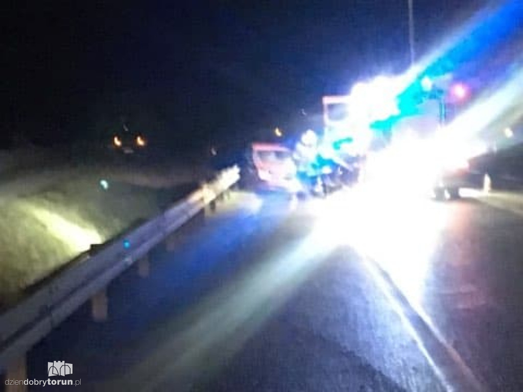 Wypadek na DK10 w Zawałach