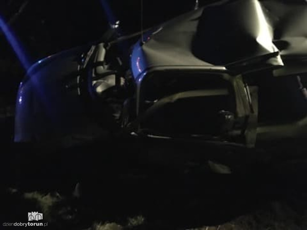Wypadek na DK10 w Zawałach
