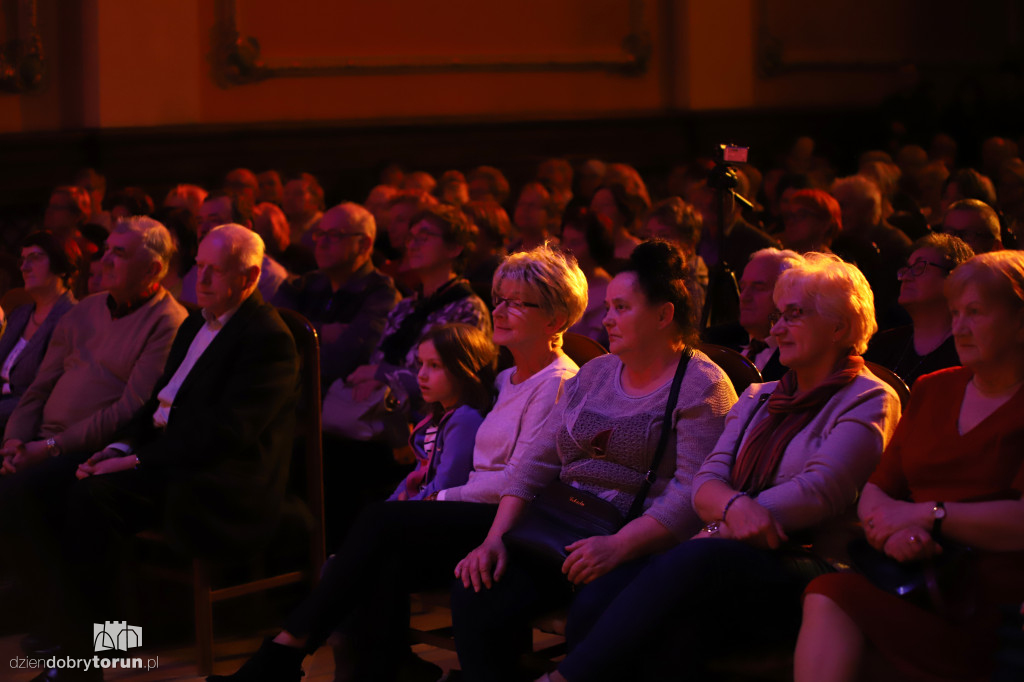 Koncert ,,Kobiety, miłość i ...wiosna''