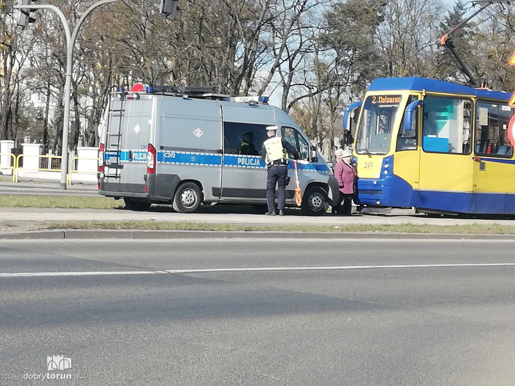 Tramwaj potrącił kobietę w centrum miasta