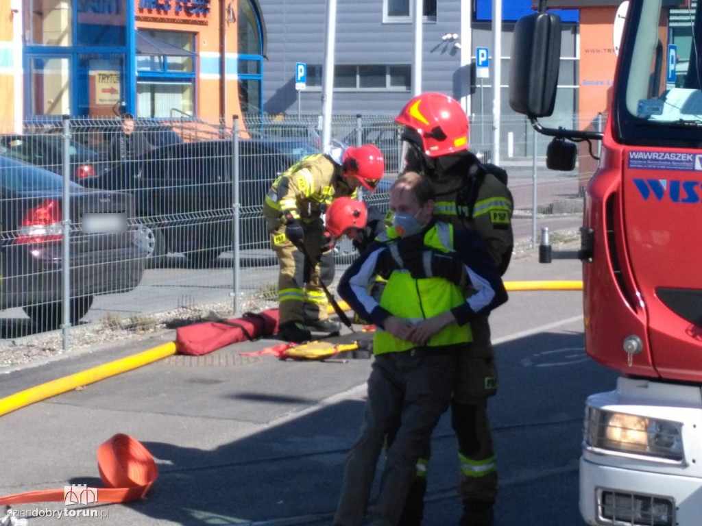 Ćwiczenia na stacji benzynowej