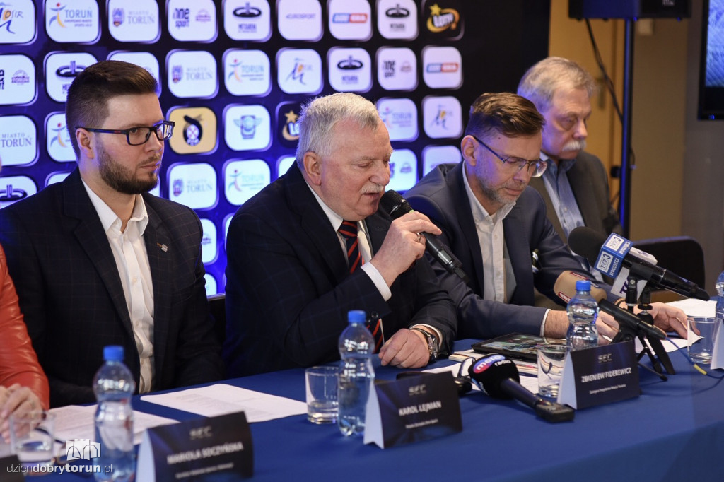 Konferencja na Motoarenie