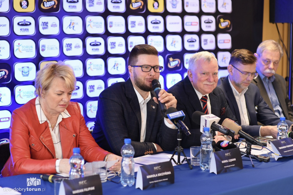 Konferencja na Motoarenie
