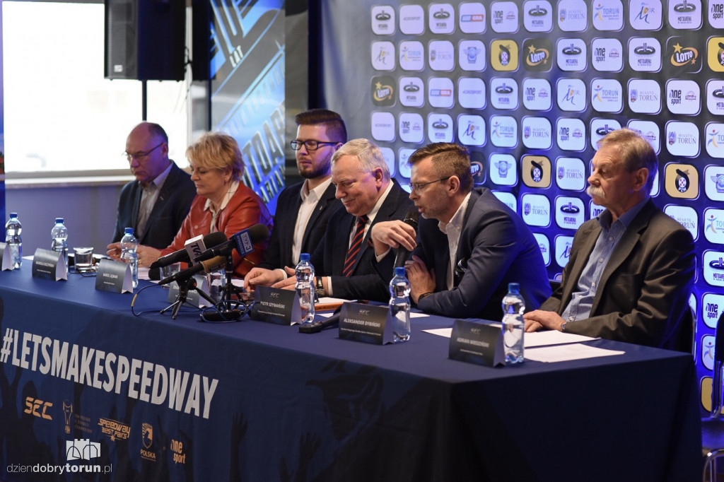 Konferencja na Motoarenie