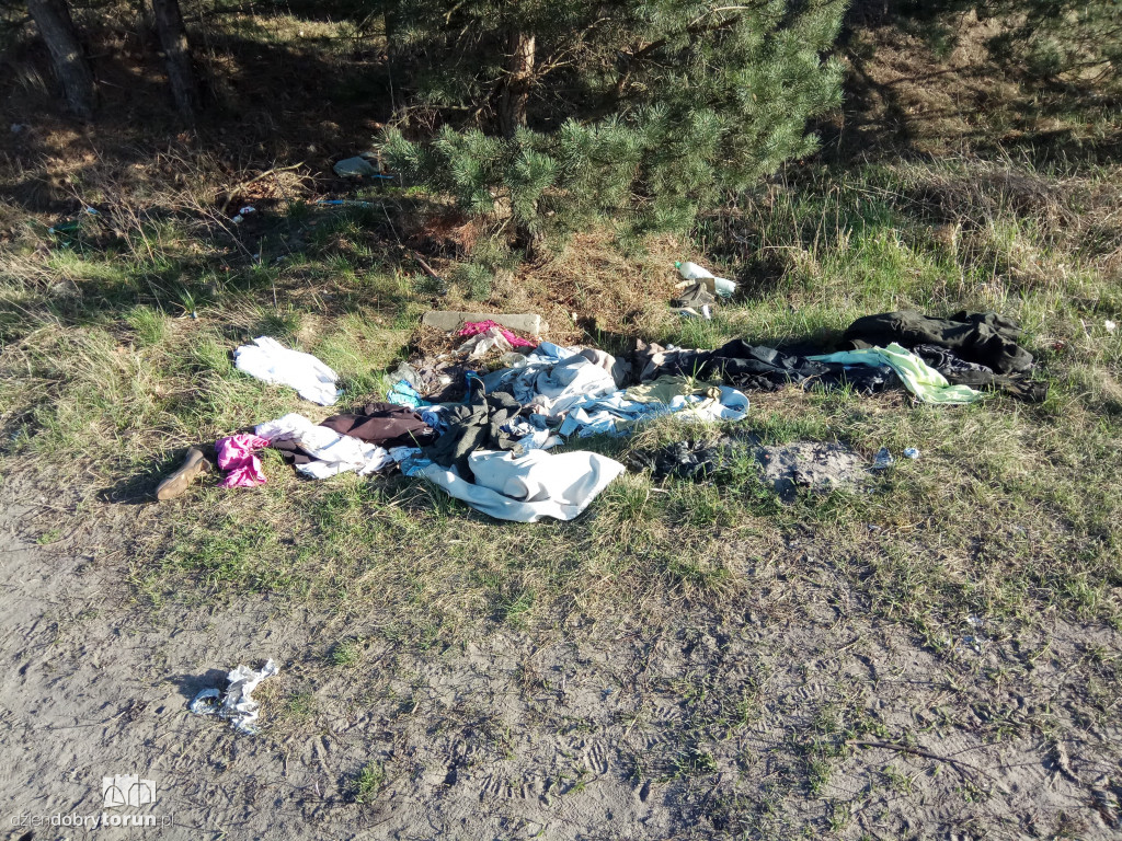 Akcja sprzątania osiedla JAR