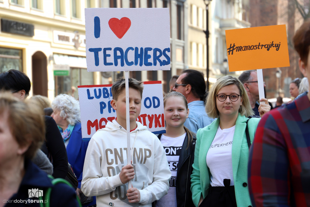 Protest ,,Wspieram nauczycieli''