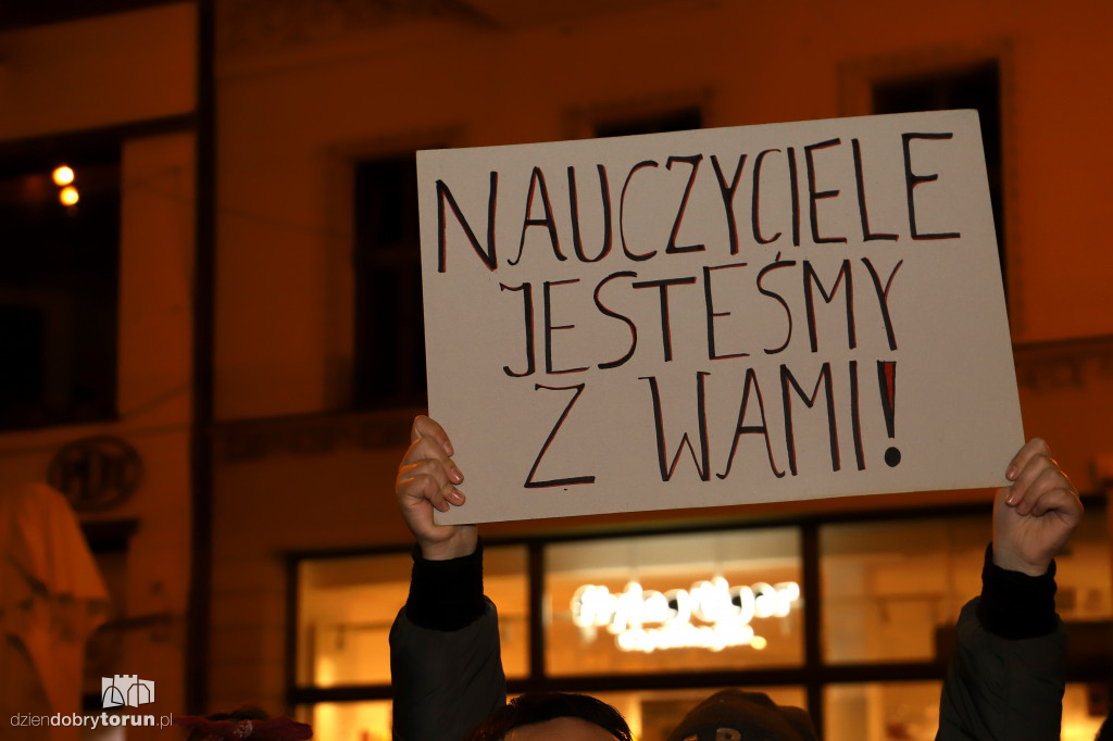 Solidarnie z nauczycielami