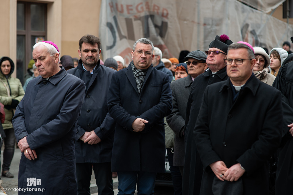 Droga Krzyżowa przeszła ulicami Torunia