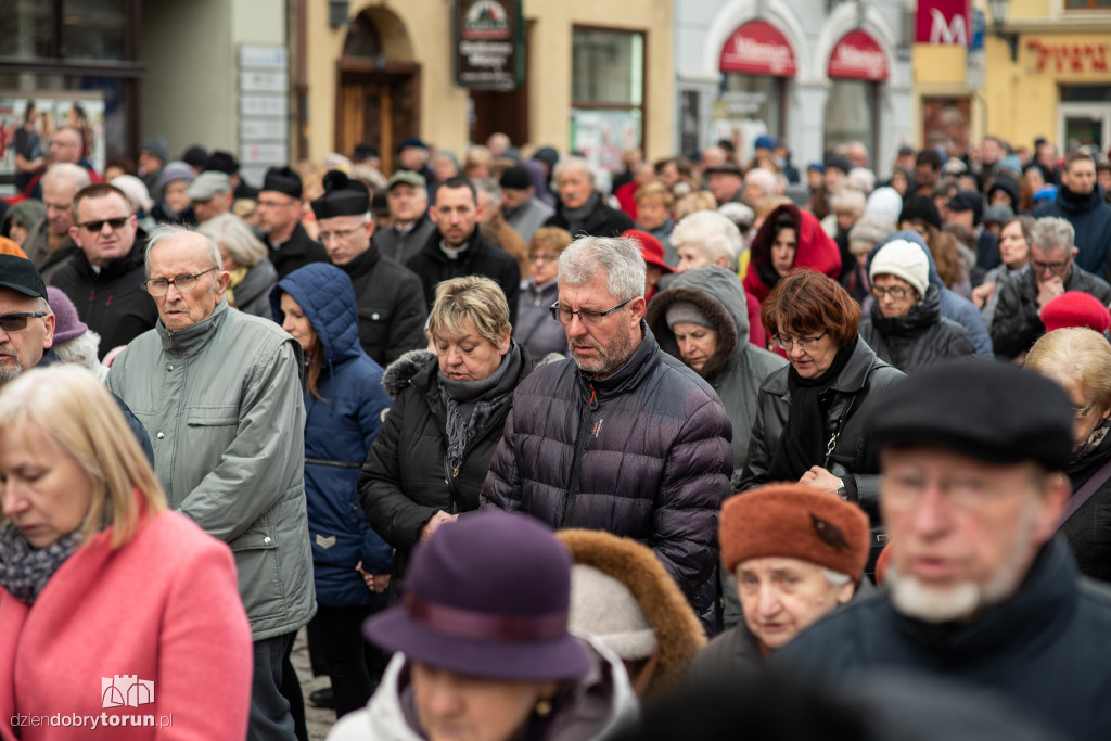 Droga Krzyżowa przeszła ulicami Torunia