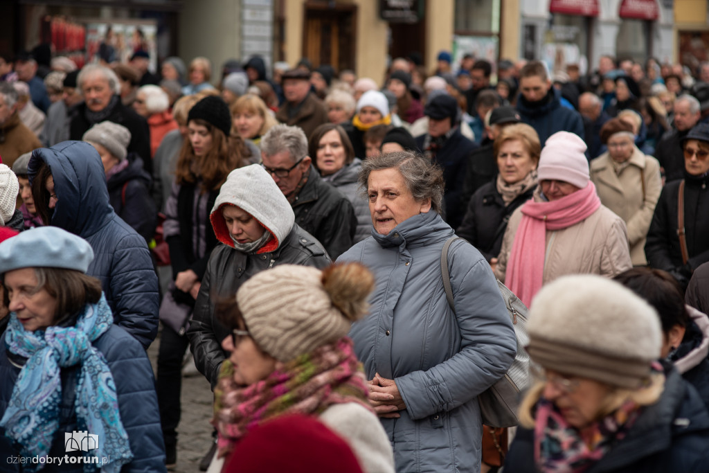 Droga Krzyżowa przeszła ulicami Torunia