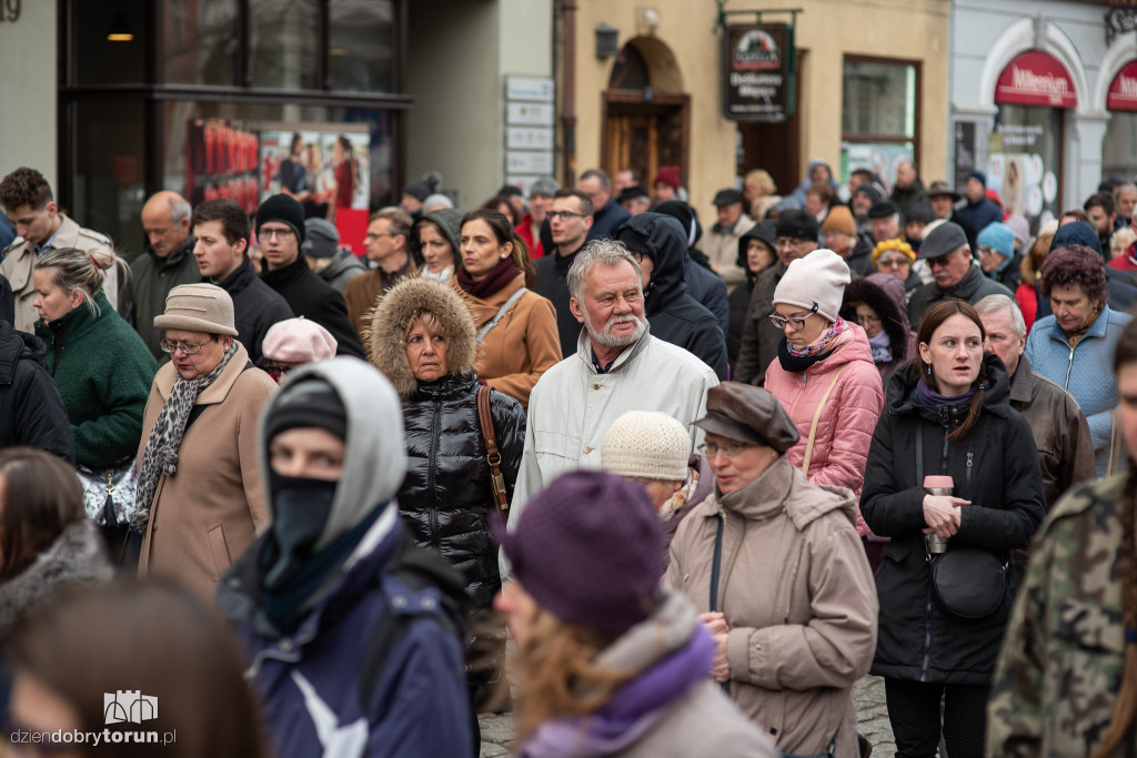 Droga Krzyżowa przeszła ulicami Torunia