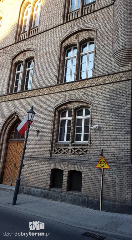 Nietypowe znaki w centrum miasta