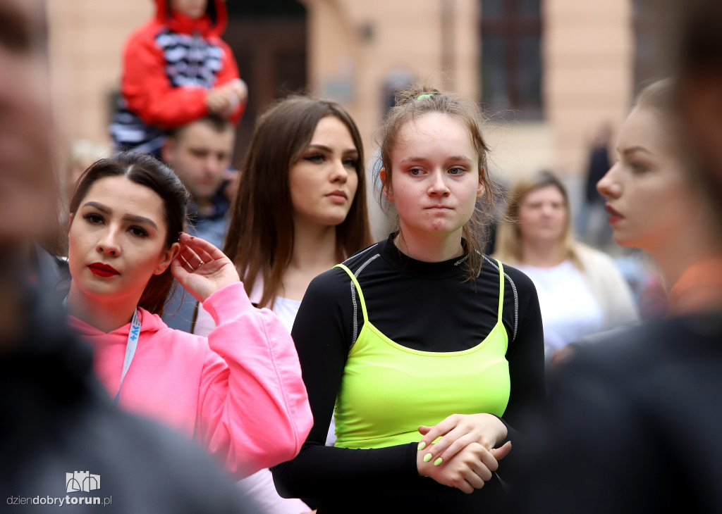 Trwa święto tańca w Toruniu