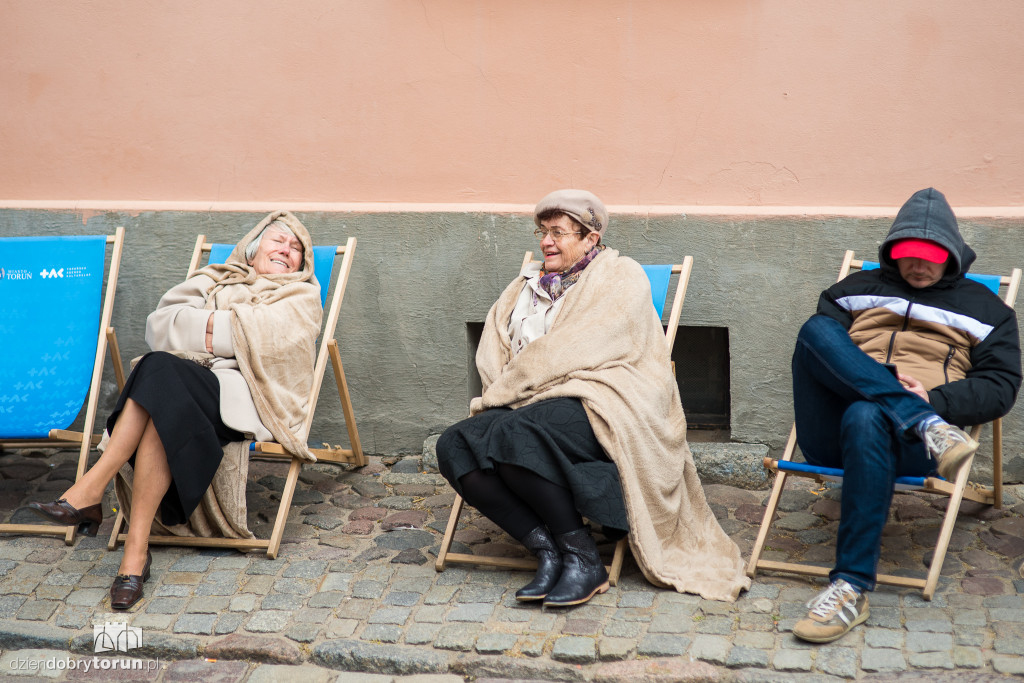 Muzyka poważna na leżakach