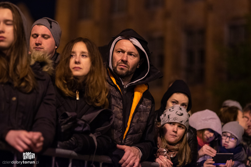 Pokaz walk rycerskich z ogniem