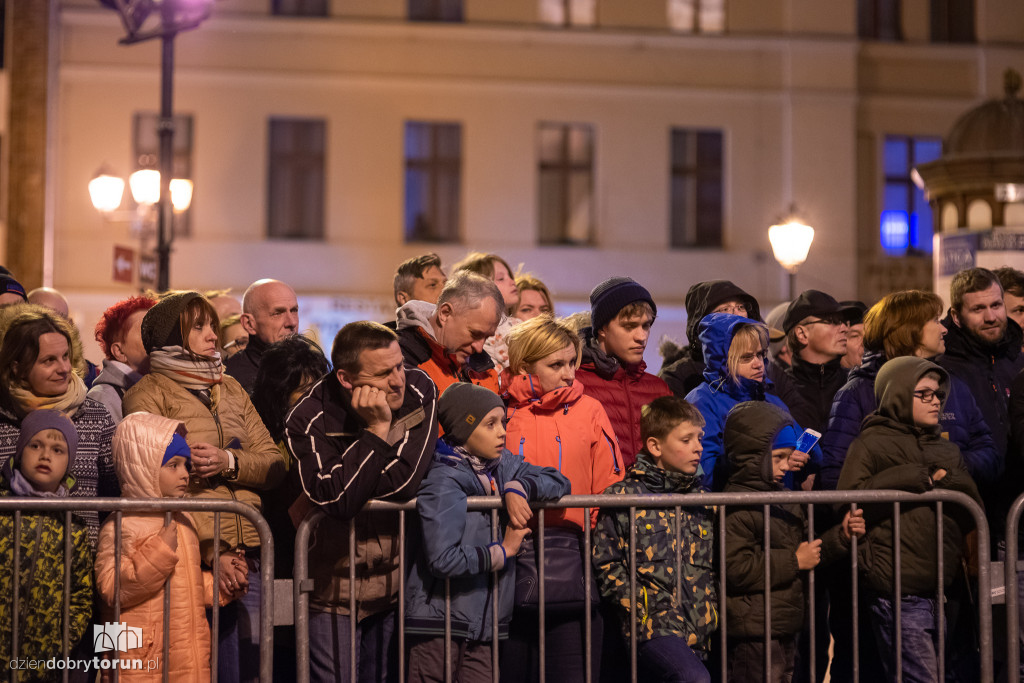 Pokaz walk rycerskich z ogniem