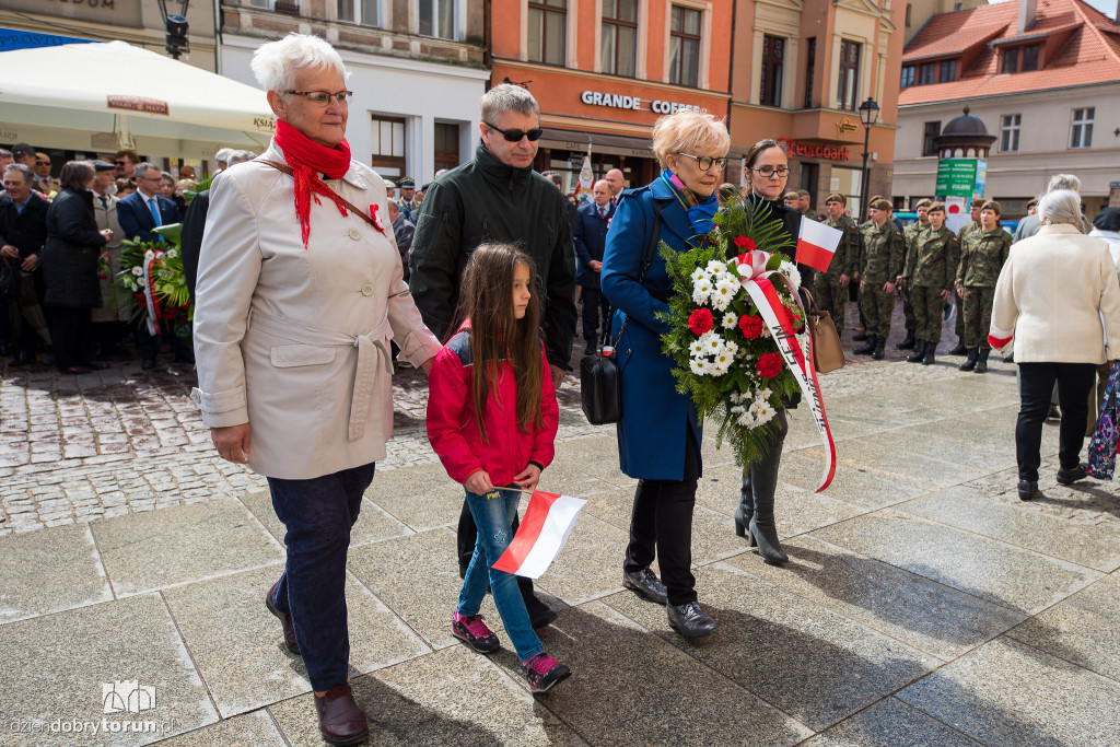 Ceremonia złożenia kwiatów