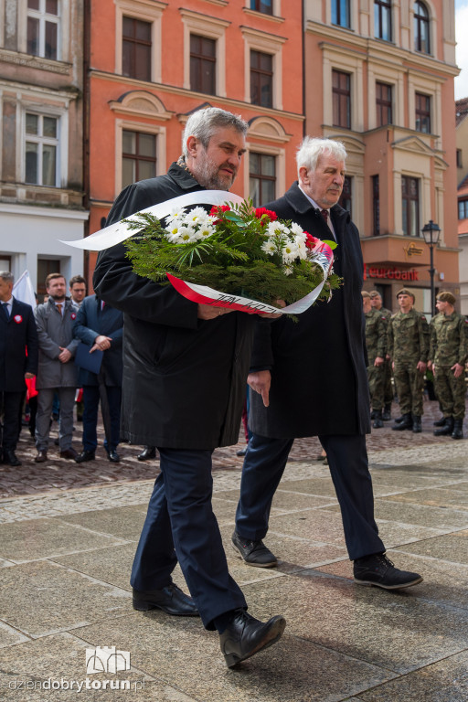 Ceremonia złożenia kwiatów