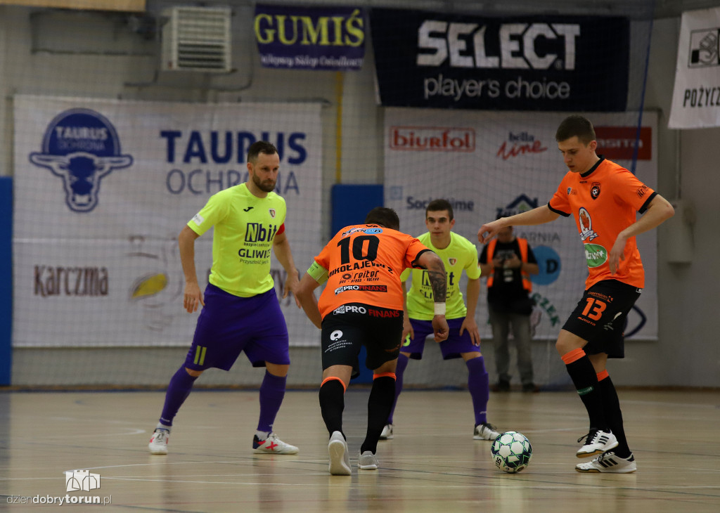 FC Toruń 3 : 3 Piast Gliwice
