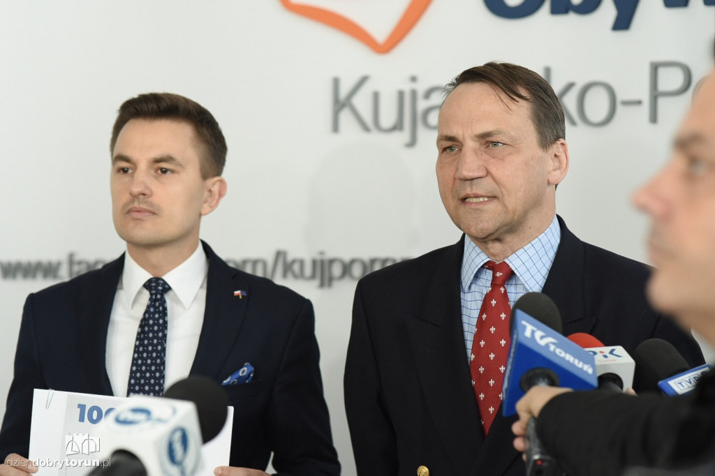 Konferencja ministra Sikorskiego