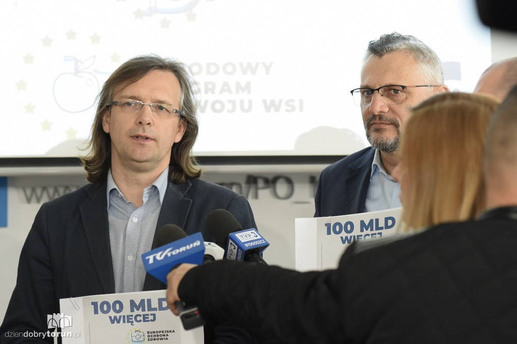 Konferencja ministra Sikorskiego