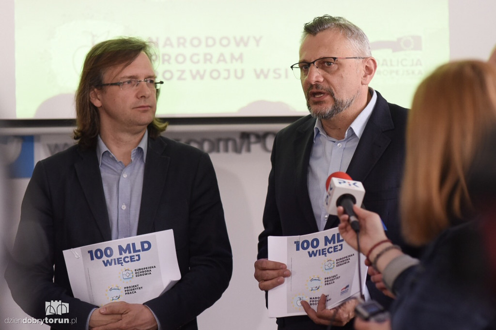 Konferencja ministra Sikorskiego