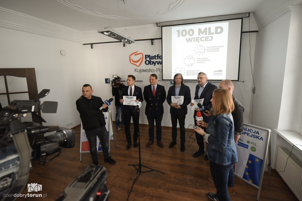 Konferencja ministra Sikorskiego