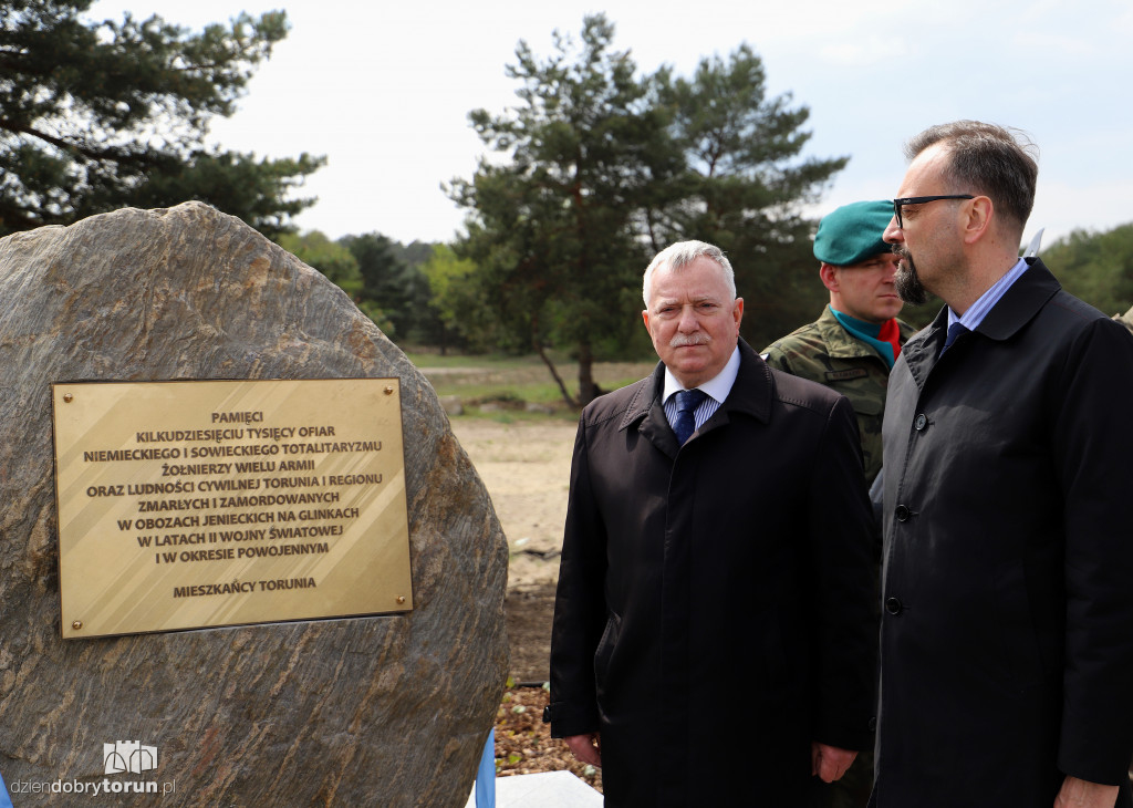 Odsłonięcie obelisku na toruńskich Glinkach