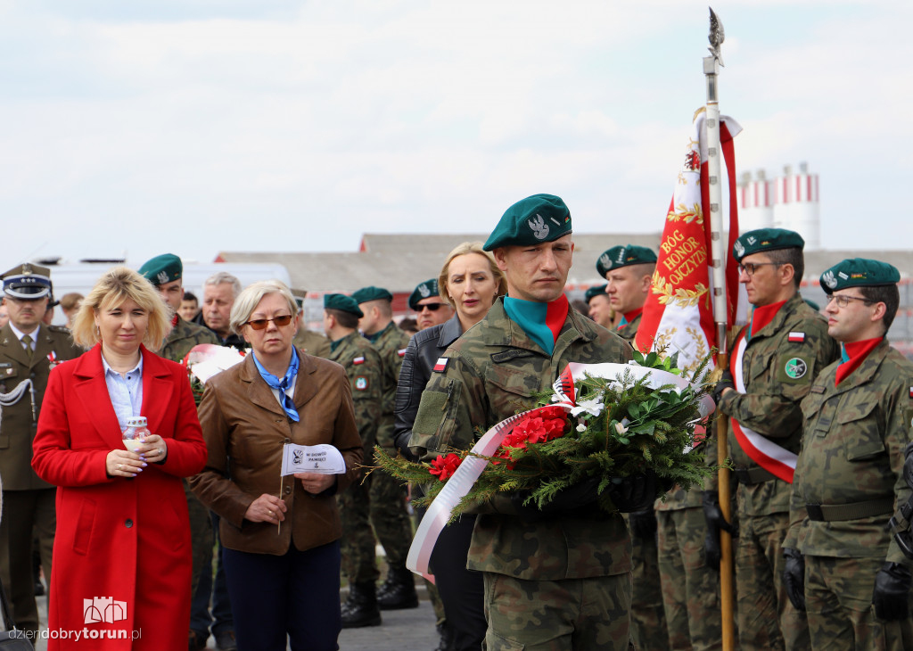 Odsłonięcie obelisku na toruńskich Glinkach