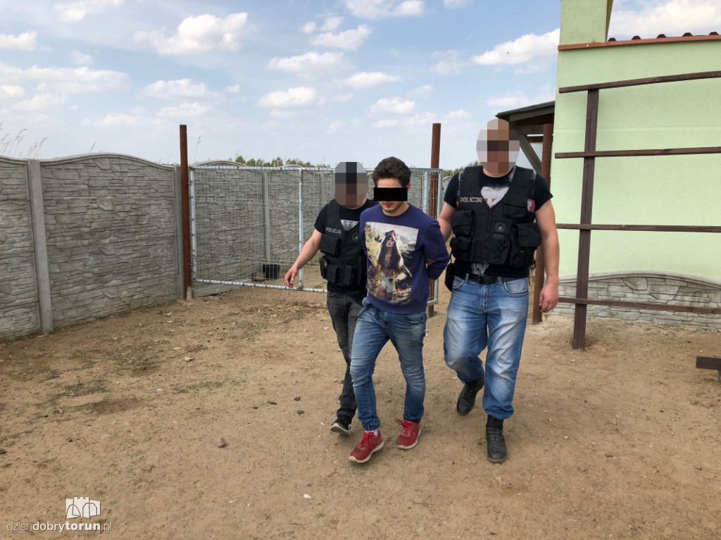 Nalot policji na byłą stadninę pod Lubiczem
