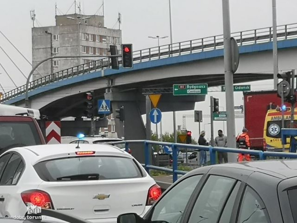Potrącenie rowerzysty na placu Daszyńskiego