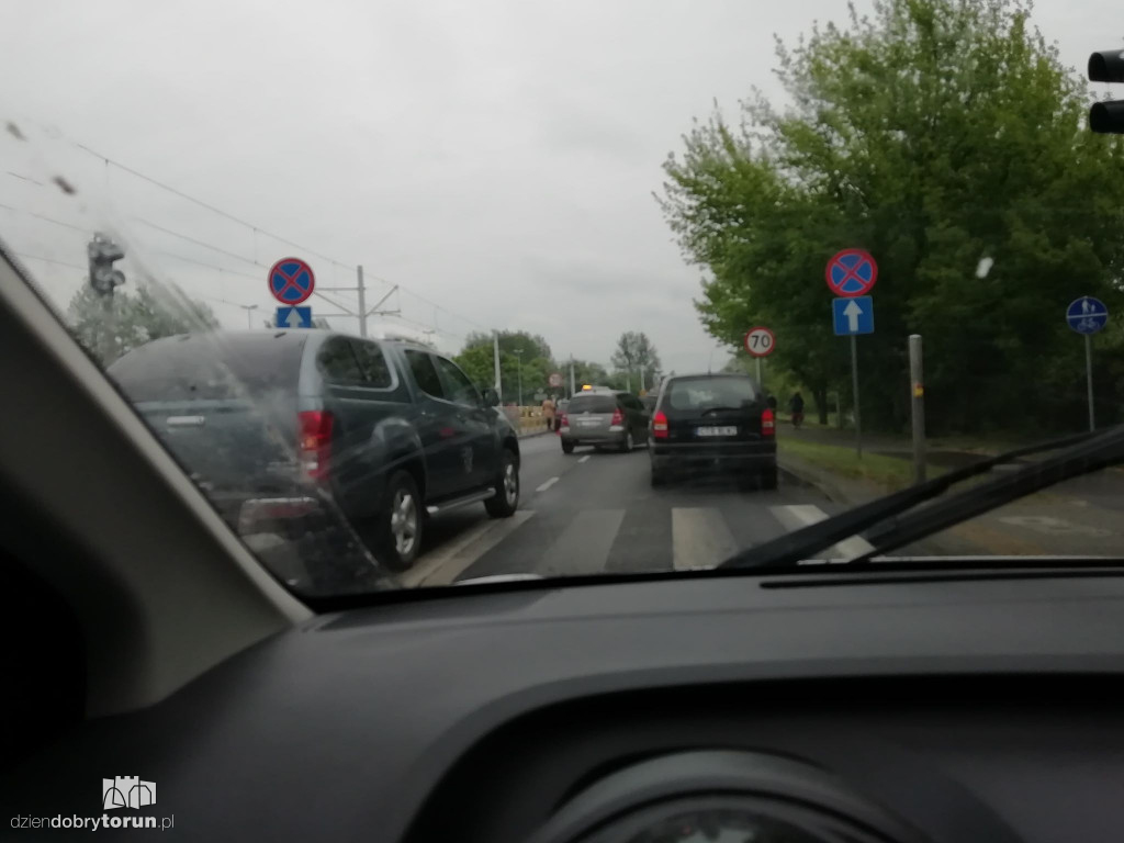Kolizja dwóch aut na Skłodowskiej