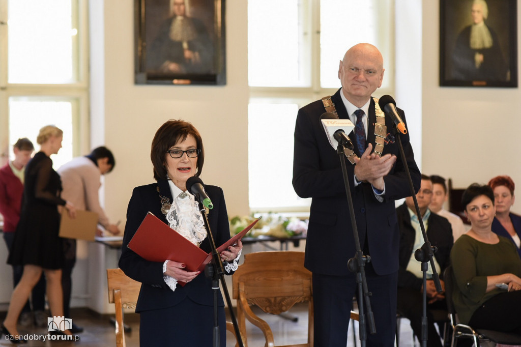 Prezydent wręczył medale seniorom