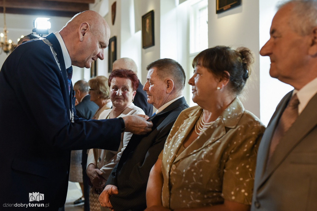 Prezydent wręczył medale seniorom